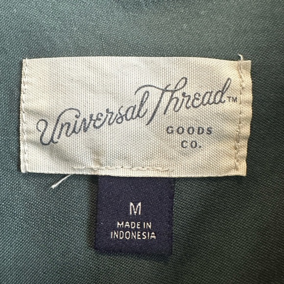 Universal Thread Camp Shirt in Cotton - Picture 3 of 3